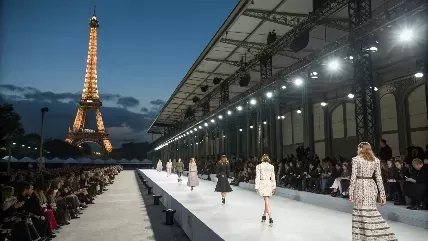 Chanel Plays with Proportions as Paris Fashion Week Wraps Up
